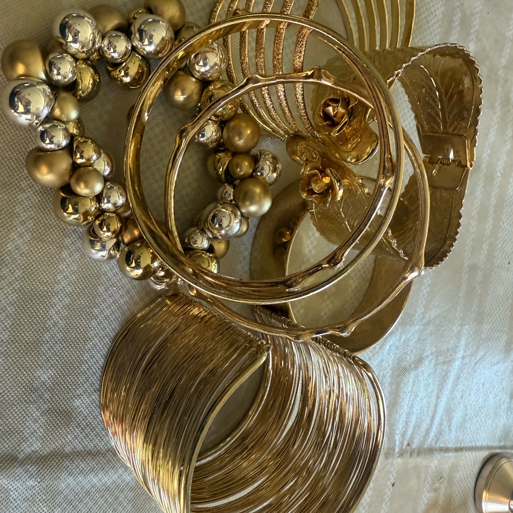 Gold Jewelry Set